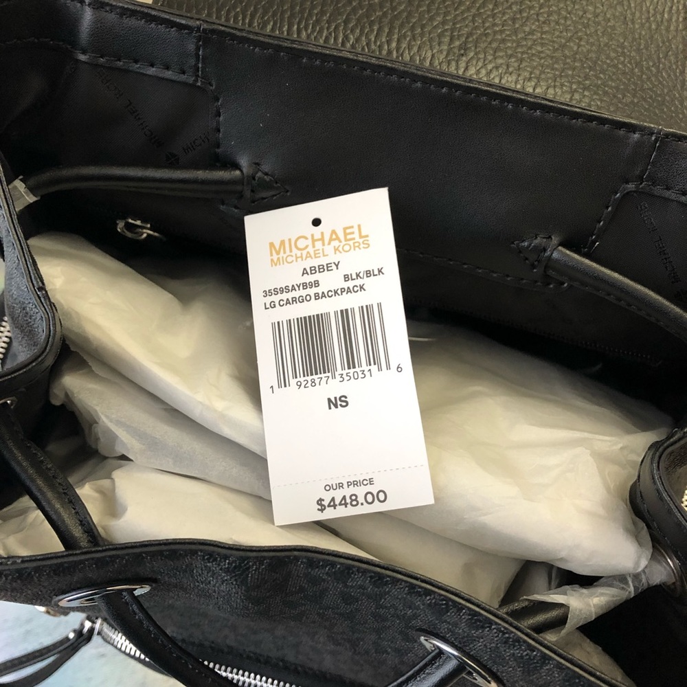 SOLD Michael Kors Abbey drawstring backpack - Picture 6 of 7